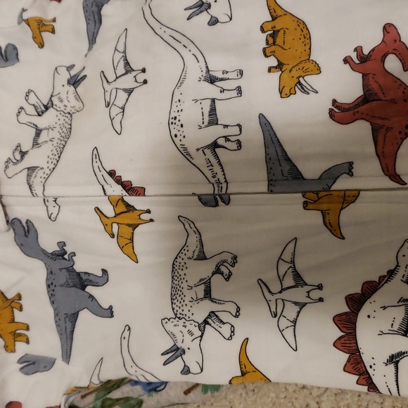 18-24 Months And 2T Sleepers Onesie 5 Pieces - Picture 6 of 10